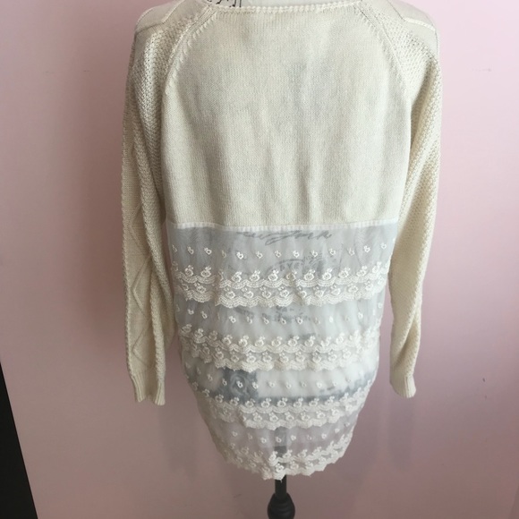 Nick & Mo sweater with lace back - Picture 3 of 5